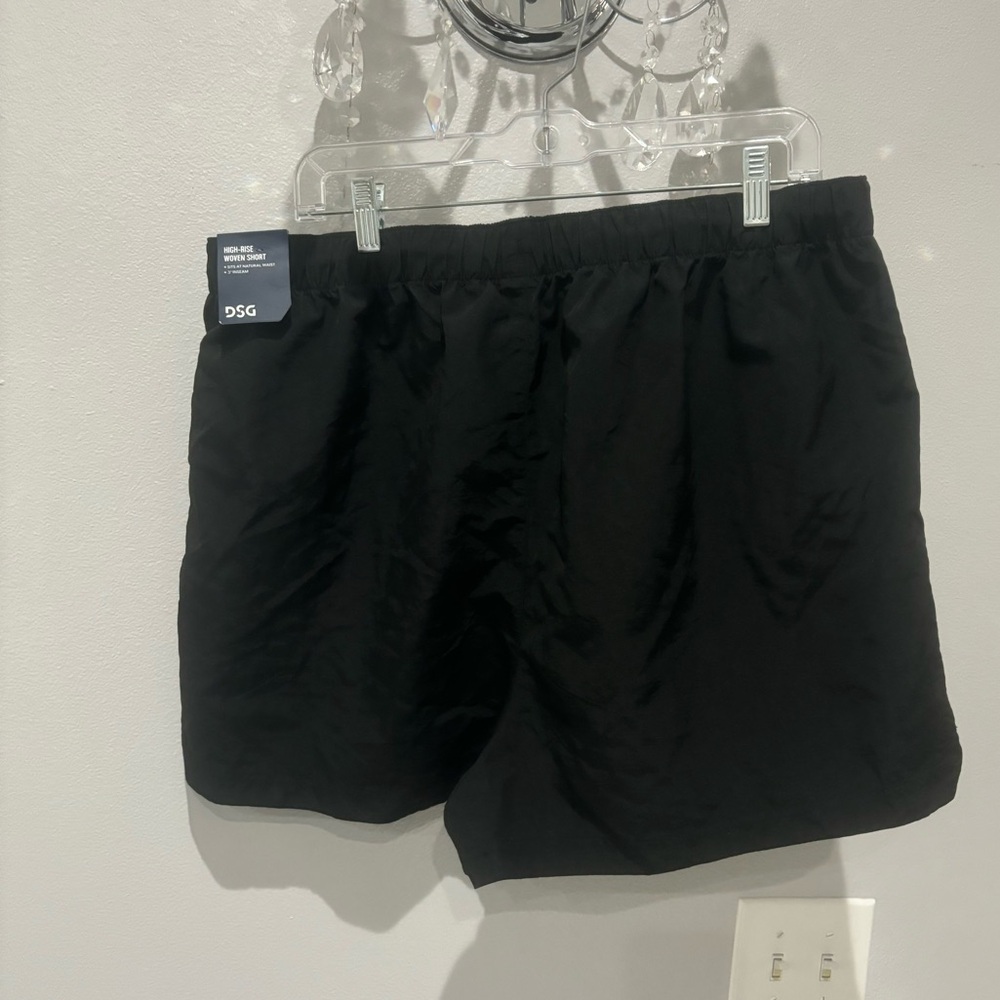 DSG women shorts high rise woven short XL NWT